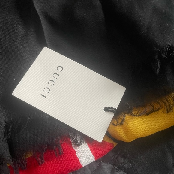 Gucci black shawl 140x140cm - Picture 6 of 6